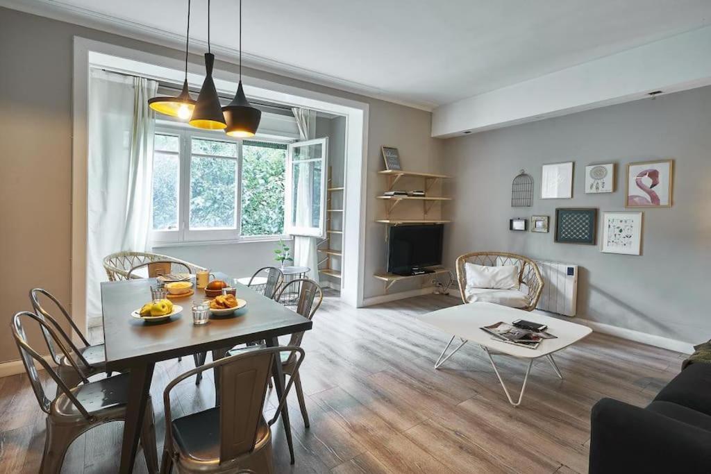 Magnificent 4 Bedroom Apartment In Eixample Barcelona Exteriér fotografie