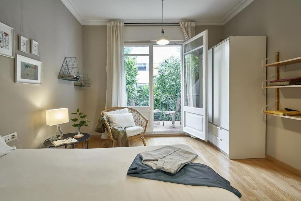 Magnificent 4 Bedroom Apartment In Eixample Barcelona Exteriér fotografie