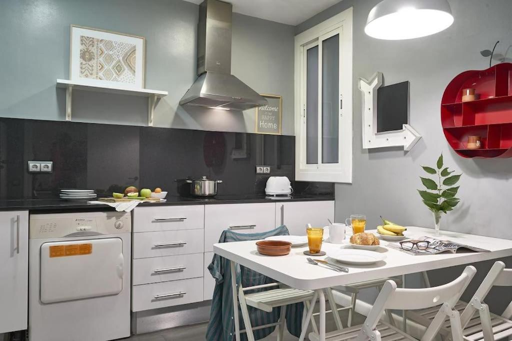 Magnificent 4 Bedroom Apartment In Eixample Barcelona Exteriér fotografie